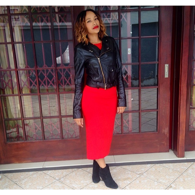 All I need now is a @moschino biker jacket backpack #yesterday's #ootd #whatiwore #newhipsterstyle 🌹🌹