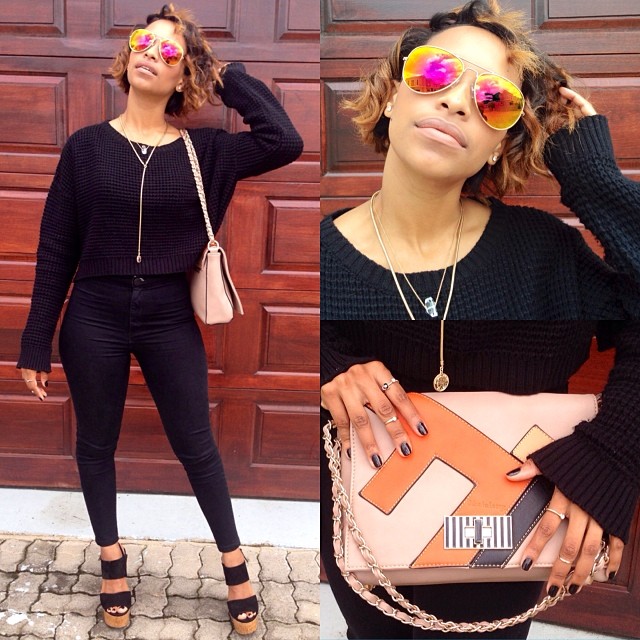 Today's casual outfit of the day including matching accessories. #mirrored #sunglasses @cottonon #handbag @blackcherrybag obsessed with this bag #necklaces @topshop #ootd #Newhipsterstyle