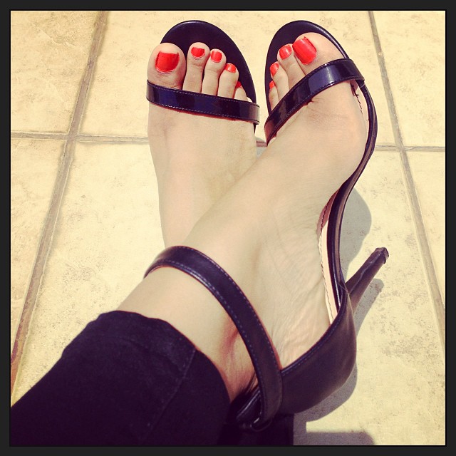 #new #pedicure #orange 🍊#summer #colour #bold #bright #orange #is #the #new #black #instabeauty #instastyle #newhipsterstyle