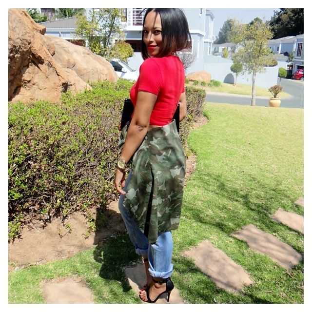 Remember this look, outfit details #finally up on the blog. Link in bio #90's #style #lookpost #ootd #fashionblog #bloggerstyle #Newhipsterstyle